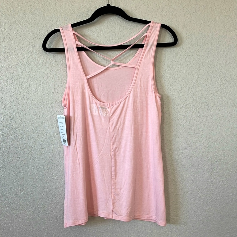 VIE ACTIVE light pink blush Claire twist back tank women’s medium new with tags - Picture 2 of 4